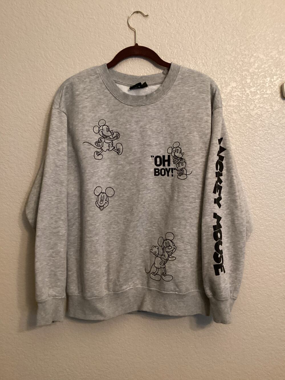 Disney Embroidered Mickey Mouse "Oh Boy!" crewneck sweatshirt L